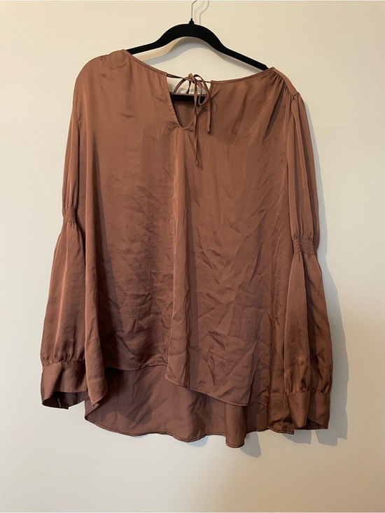 Reitmans Tops - Women’s Brown Blouse
